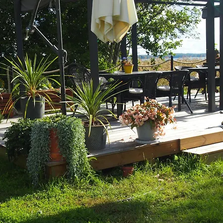 Soederstrand Kataja فندق مبيت وإفطار